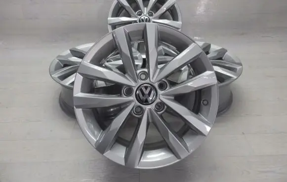 Volkswagen Touran III R16 alloy rim 