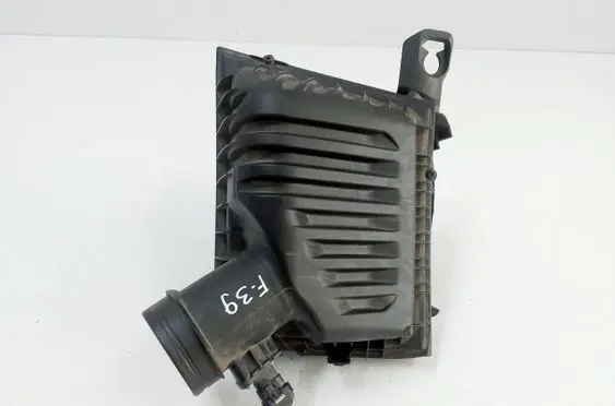 BMW X2 F39 Air filter box 8655834