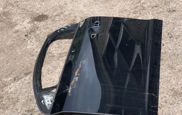 Volvo S60 Front door