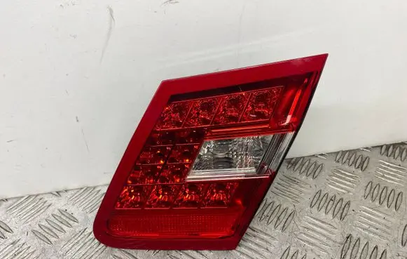 Mercedes-Benz E W212 Tailgate rear/tail lights A2129060258