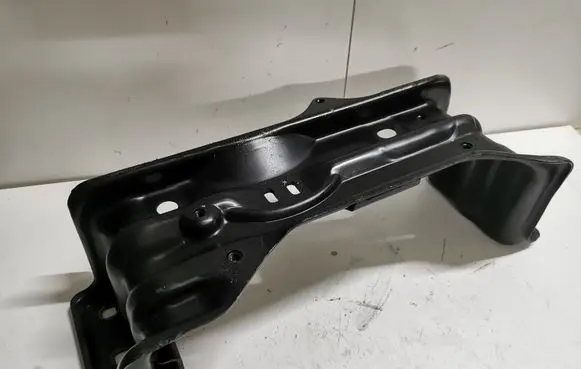 Dodge Durango Gearbox mounting bracket