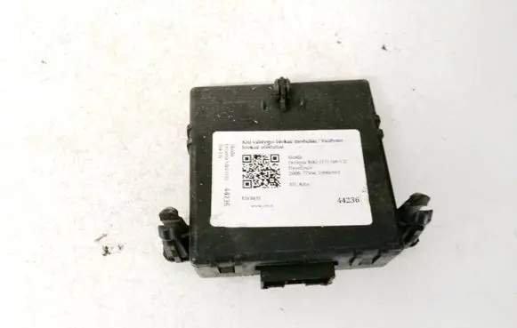 Volkswagen Golf V Other control units/modules 1K0907530P 1K0907951