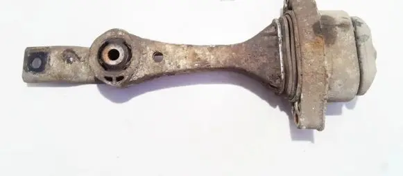 Engine mount bracket