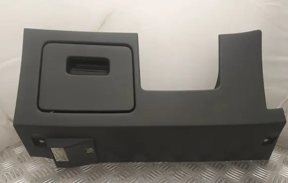 Audi Q3 F3 Dashboard lower bottom trim panel 83B863075