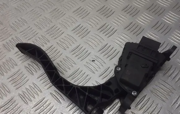 Audi A6 S6 C6 4F Accelerator pedal position sensor 4F1723523A