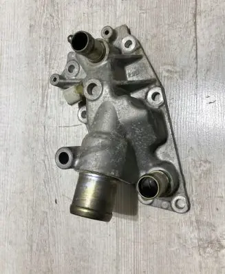 Nissan Juke I F15 Engine coolant pipe/hose 926001k3