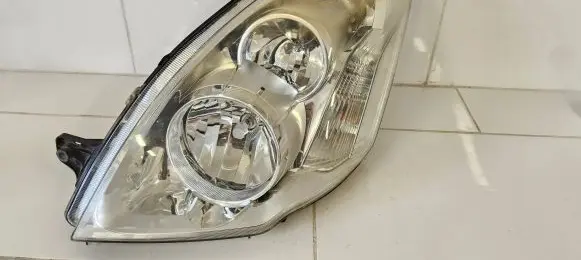 Iveco Daily 6th gen Headlight/headlamp 5801375416