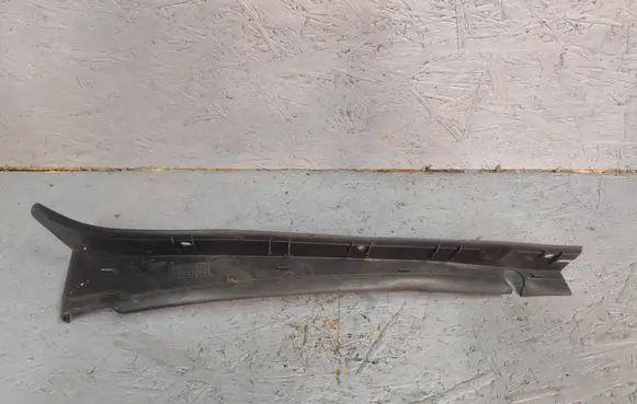 Fender end trim