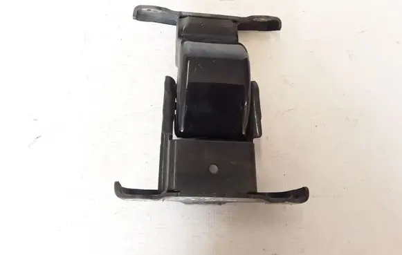 Opel Vivaro Loading door lower hinge 93867626