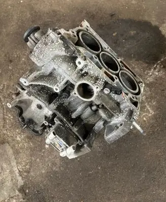 Renault Clio IV Engine block H4ba400 H4b