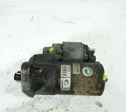 Volkswagen Golf IV Starter motor 311069092