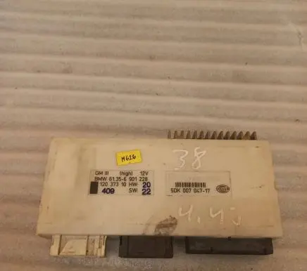BMW 7 E38 Comfort/convenience module 61356901228 12037310