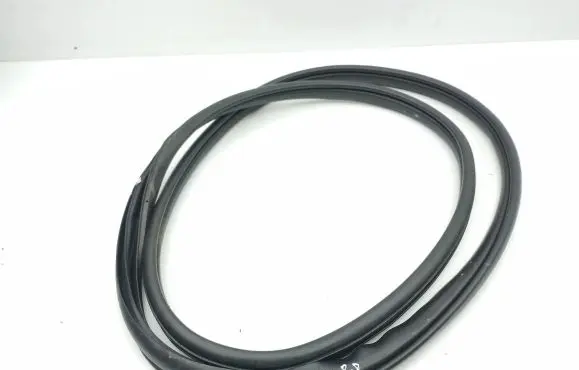 Mazda CX-30 Front door rubber seal