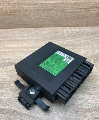 Ford Focus Comfort/convenience module 98AG15K600FB 5WK47240B