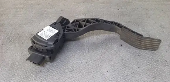 Peugeot 208 I Accelerator throttle pedal 9671433780