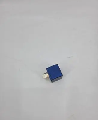 Audi A6 S6 C5 4B Other relay 8A0951253
