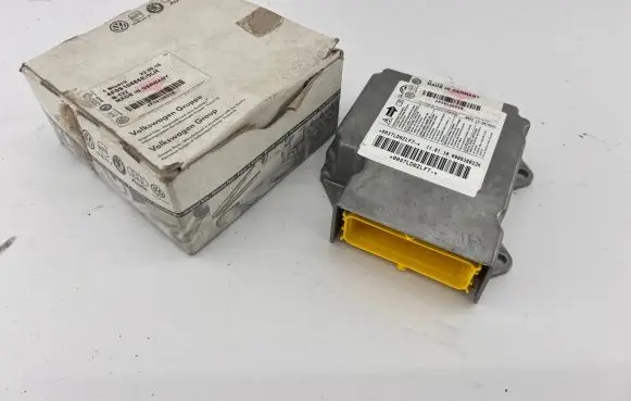 Audi A6 S6 C6 4F Airbag control unit/module 4F0910655E