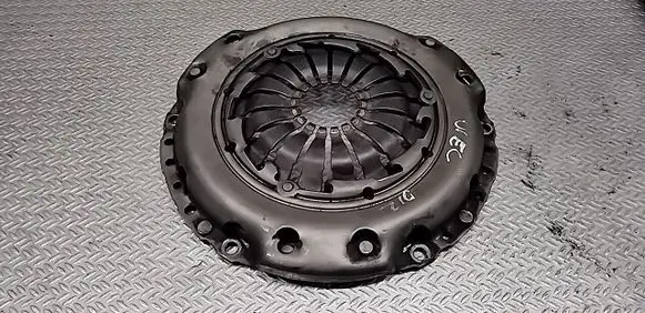 Opel Astra H Pressure plate 55355302