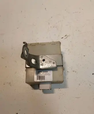 Toyota Avensis T250 Door control unit/module 8974105050