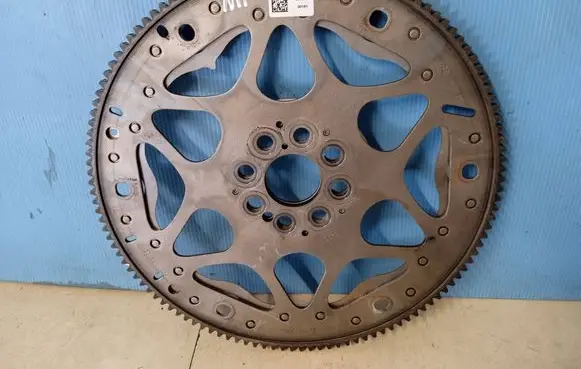 BMW 3 F30 F35 F31 Flywheel 8577213