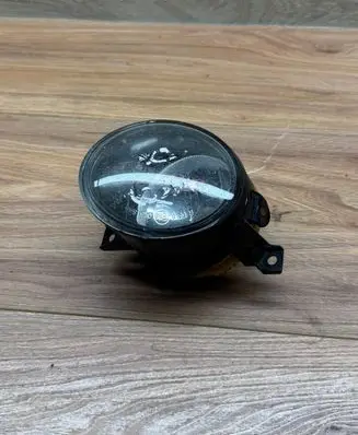 Volkswagen Golf V Front fog light 27129200