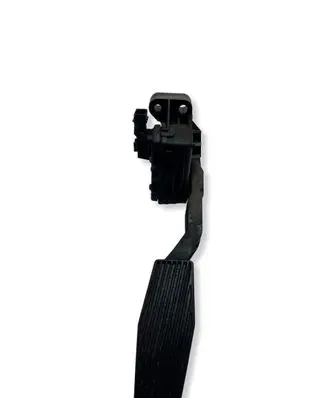 Opel Astra G Accelerator throttle pedal 9157998 6PV00811200