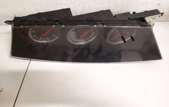 Nissan Primera Speedometer (instrument cluster) au879