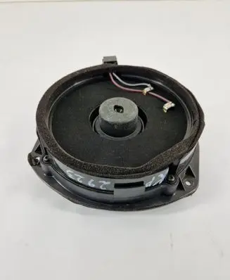 Audi A8 S8 D3 4E Front door speaker 280379002