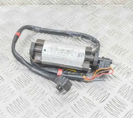 Mercedes-Benz SL R129 Seat adjustment motor 0130008031 1298205942