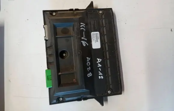Volvo XC60 Screen/display/small screen 30772584 09W52E01 SN62088270