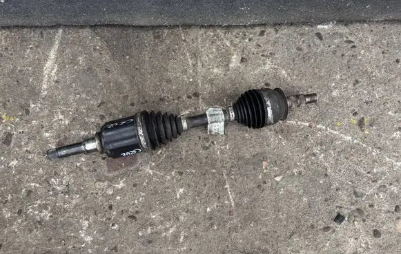 Chevrolet Cruze Front driveshaft 13334725
