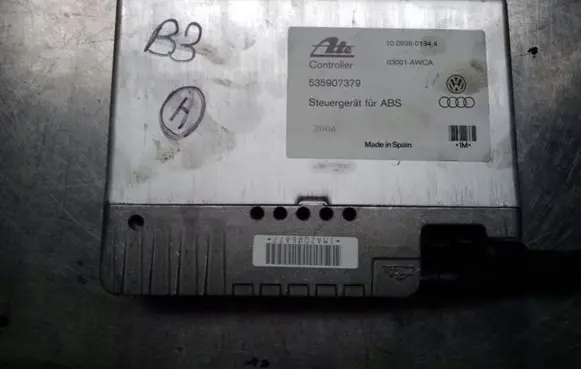 Volkswagen PASSAT B5 ABS control unit/module 535907379