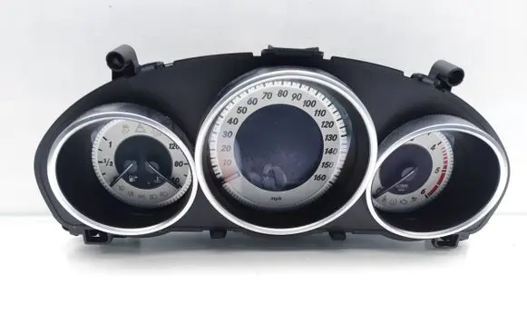 Mercedes-Benz E W212 Speedometer (instrument cluster) A2129007329 2129017208 2129020510
