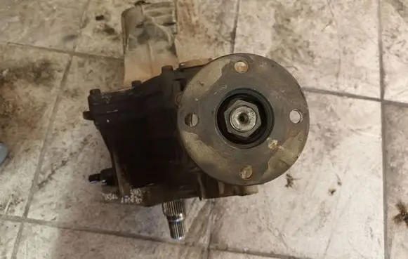Hyundai Tucson JM Gearbox transfer box case
