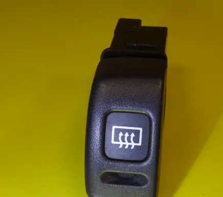 Windscreen/window heater switch