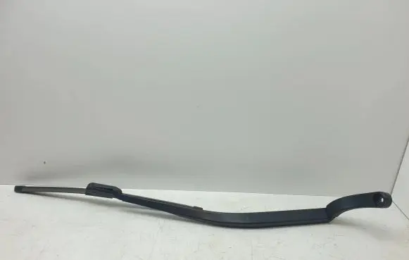 Chrysler Pacifica Front wiper blade arm 2586T2