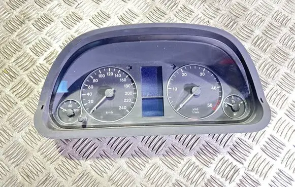 Mercedes-Benz A W169 Speedometer (instrument cluster) A1695405347 0263643153 A1694420021