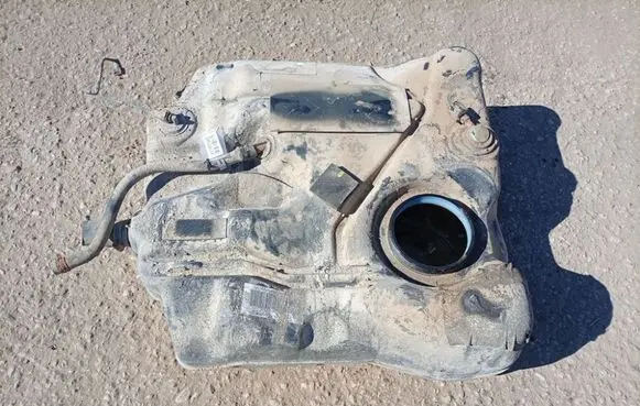 Mazda 3 I Fuel tank 3M519002AA