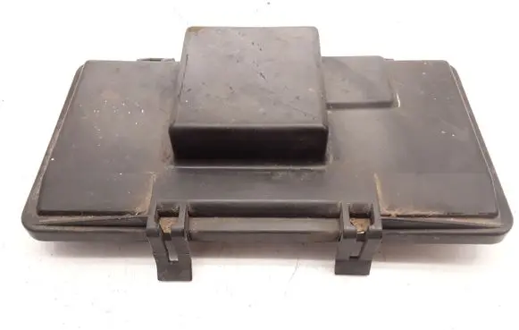 Audi 80 90 B2 Fuse box cover 443941801