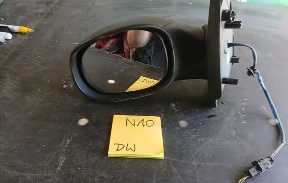 Citroen C2 Front door electric wing mirror