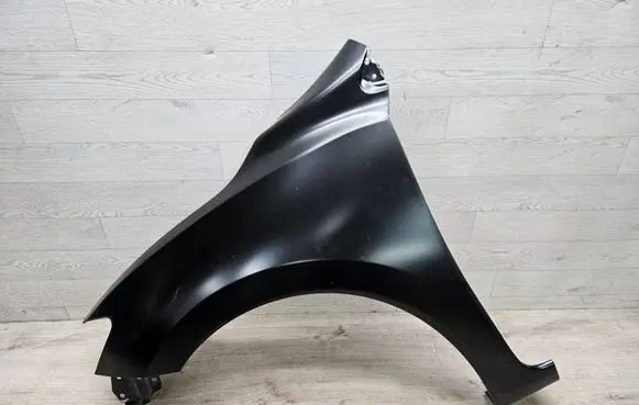 Nissan Pulsar Fender F31013ZLMA