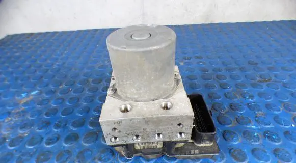 Mercedes-Benz B W245 ABS Pump CART0265951352 0265951352 A0064316712