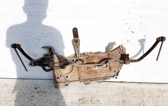 Volkswagen Golf V Front subframe