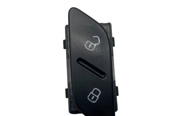 Volkswagen Jetta VI Central locking switch button 5C6962126