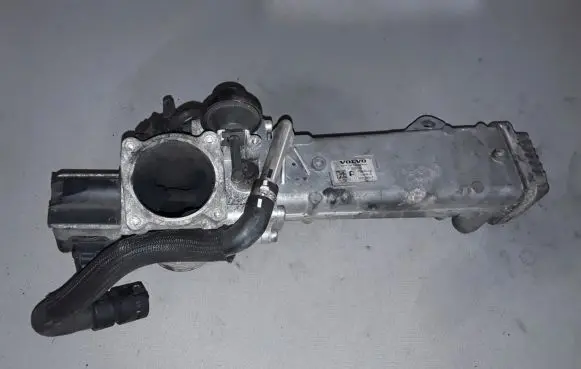 Volvo S60 EGR valve cooler 31325030