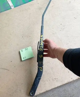 Renault Espace III Front wiper blade arm 56598956