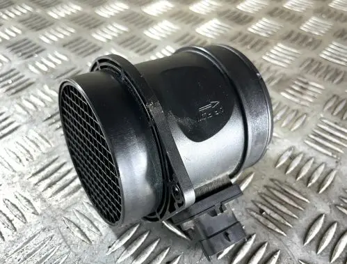 Volvo V70 Mass air flow meter 30785472
