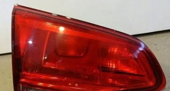 Volkswagen Golf VII Tailgate rear/tail lights