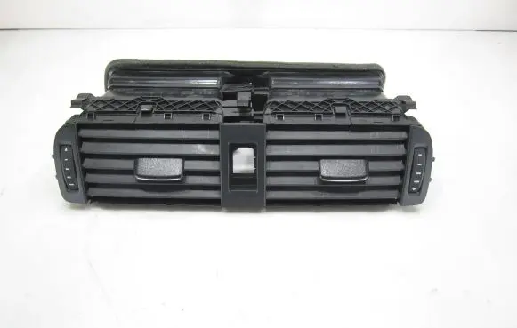 Volkswagen Jetta VI Dash center air vent grill 5C7857059