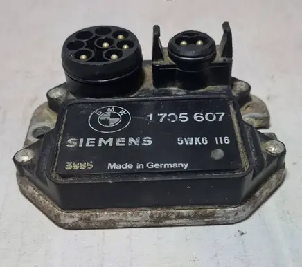 BMW 3 E36 Ignition amplifier control unit 1705607